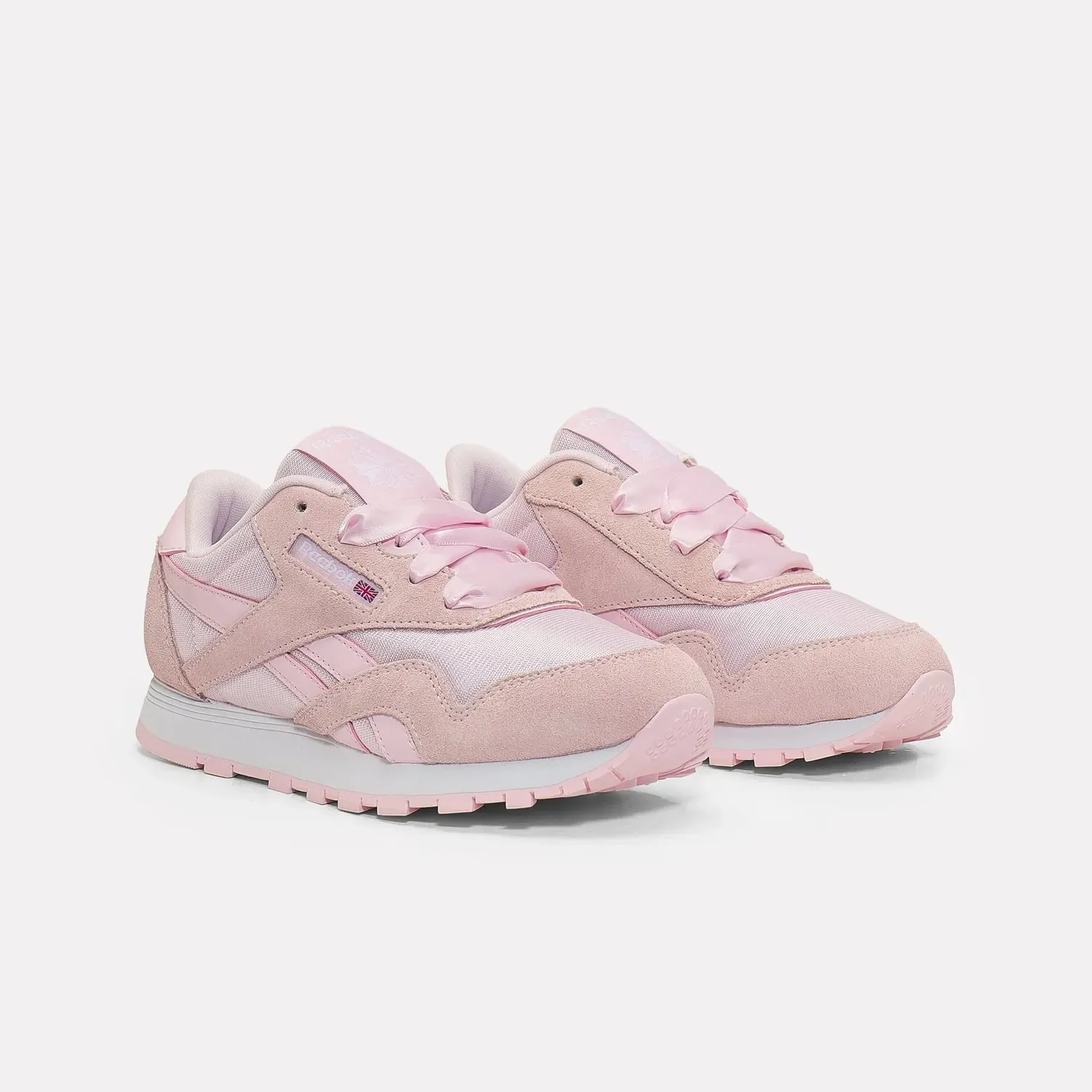 Reebok alt=