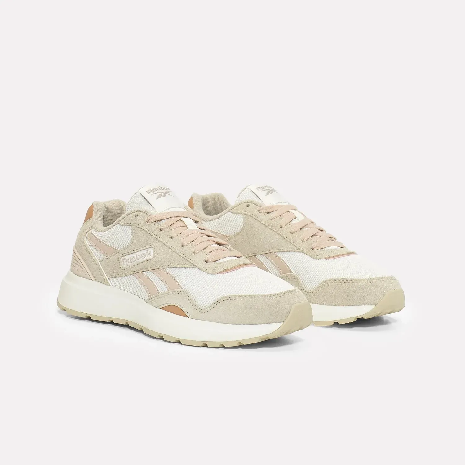 Reebok alt=