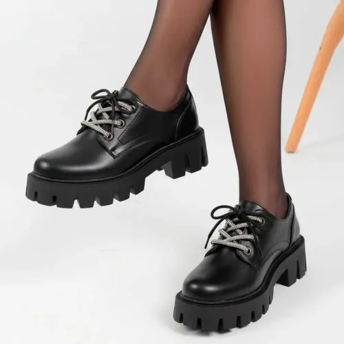 KUNCA Oxford Mujer Mary