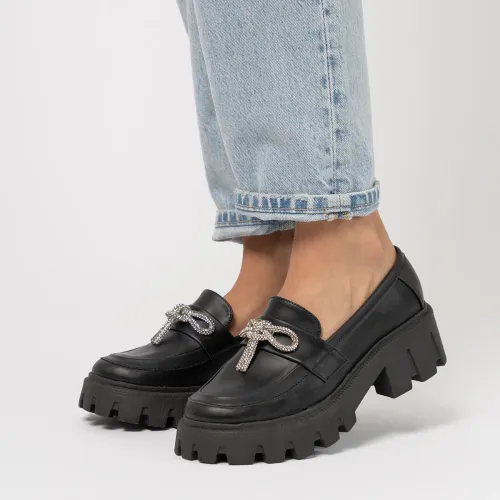 KUNCA Oxford Mujer Grace