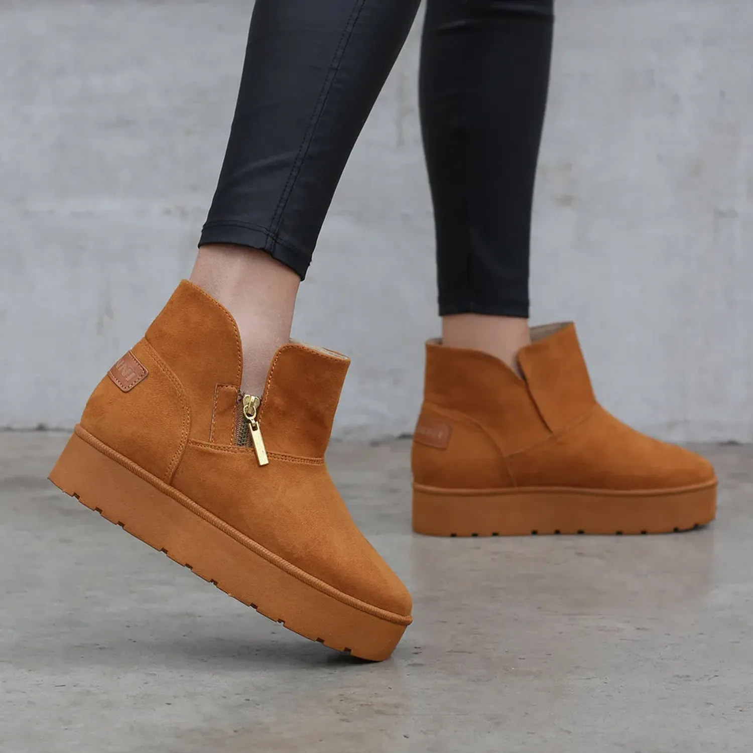 Botines Kunca Mujer Luana color camel | Platanitos