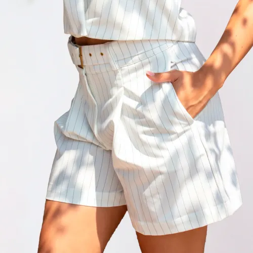 KUNCA Blanco de Mujer modelo Short Mujer Tiare blancos mujer 2026010817201171204  