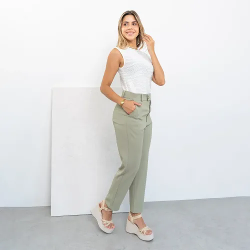 Pantalón Kunca Mujer Isabela color verde | Platanitos
