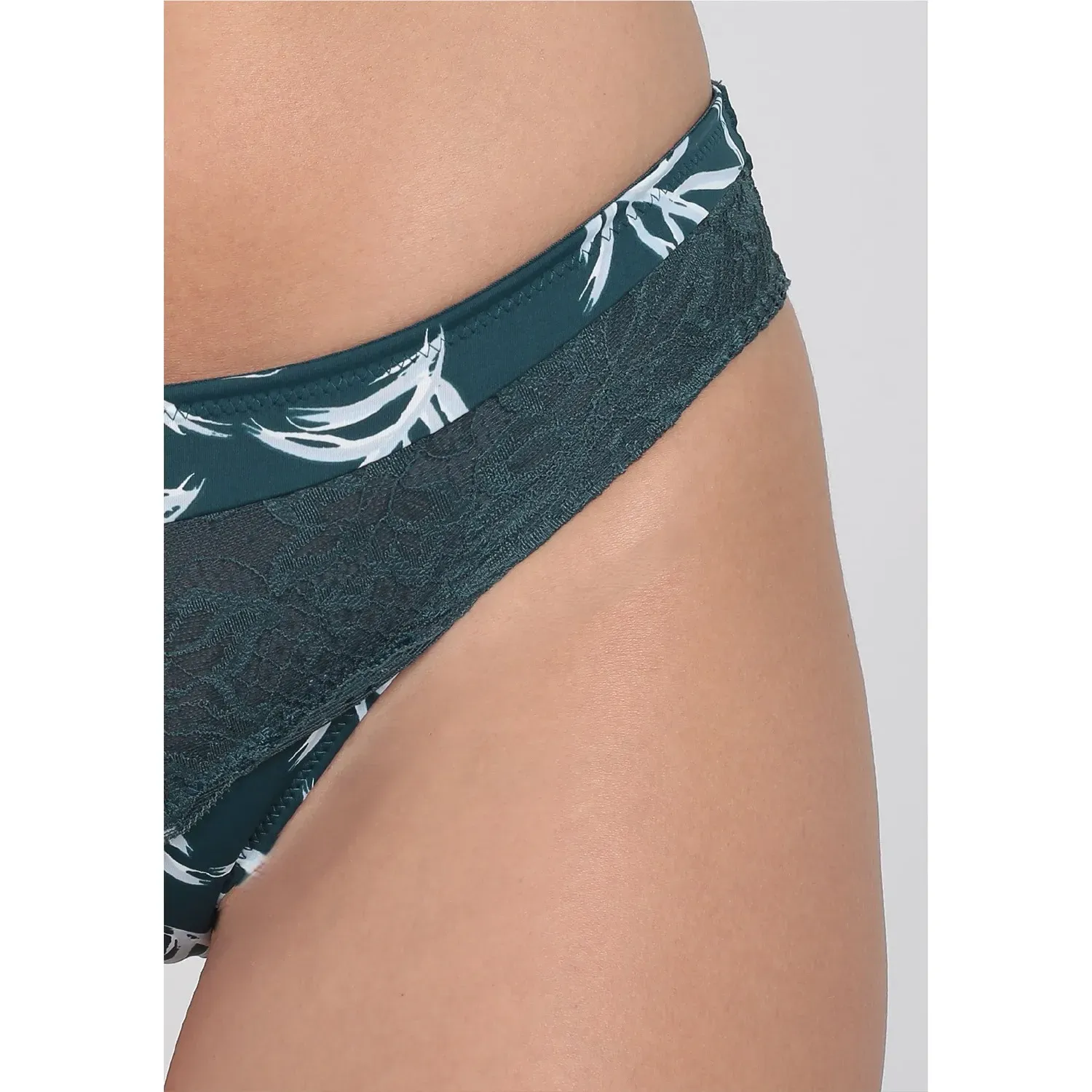 Calzon Kayser Bikini Mujer Microfibra color verde | Platanitos