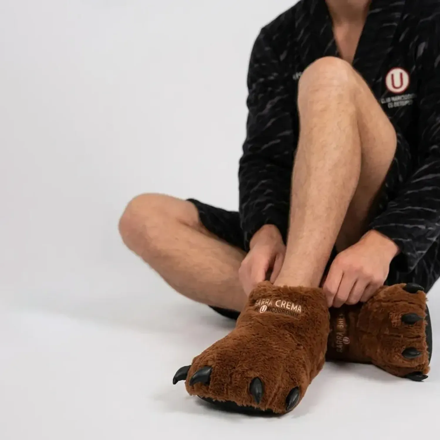 UNIVERSITARIO BY KAYSER Pantuflas Universitario By Kayser Hombre color café | Platanitos