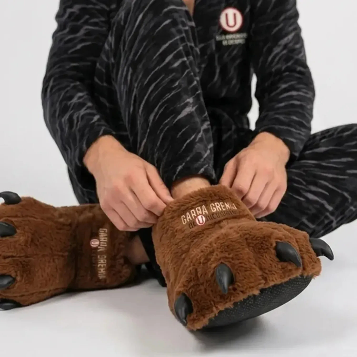 Pantuflas Kayser Niño color café | Platanitos
