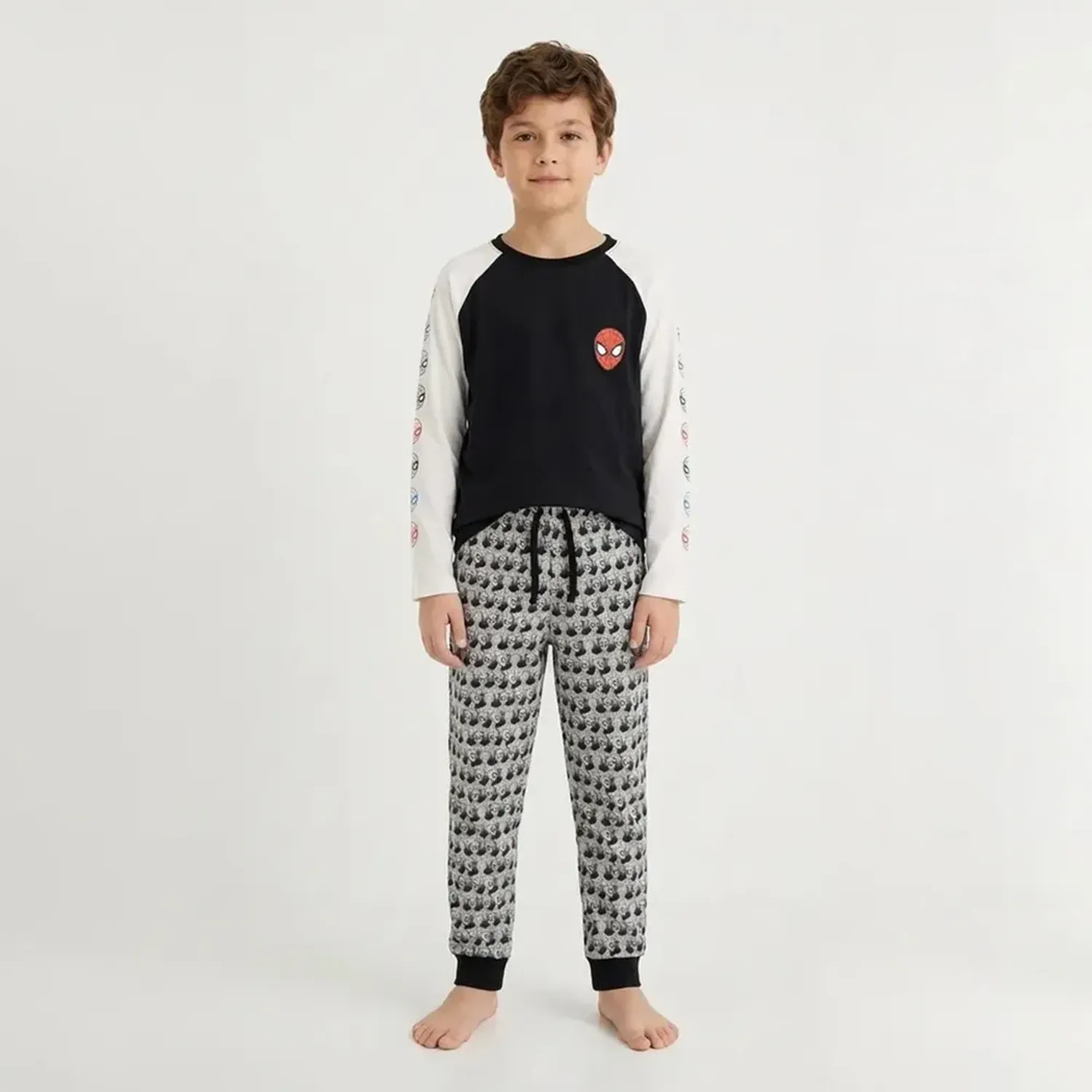 Pijama Kayser Niño Pantalon Plush color gris | Platanitos