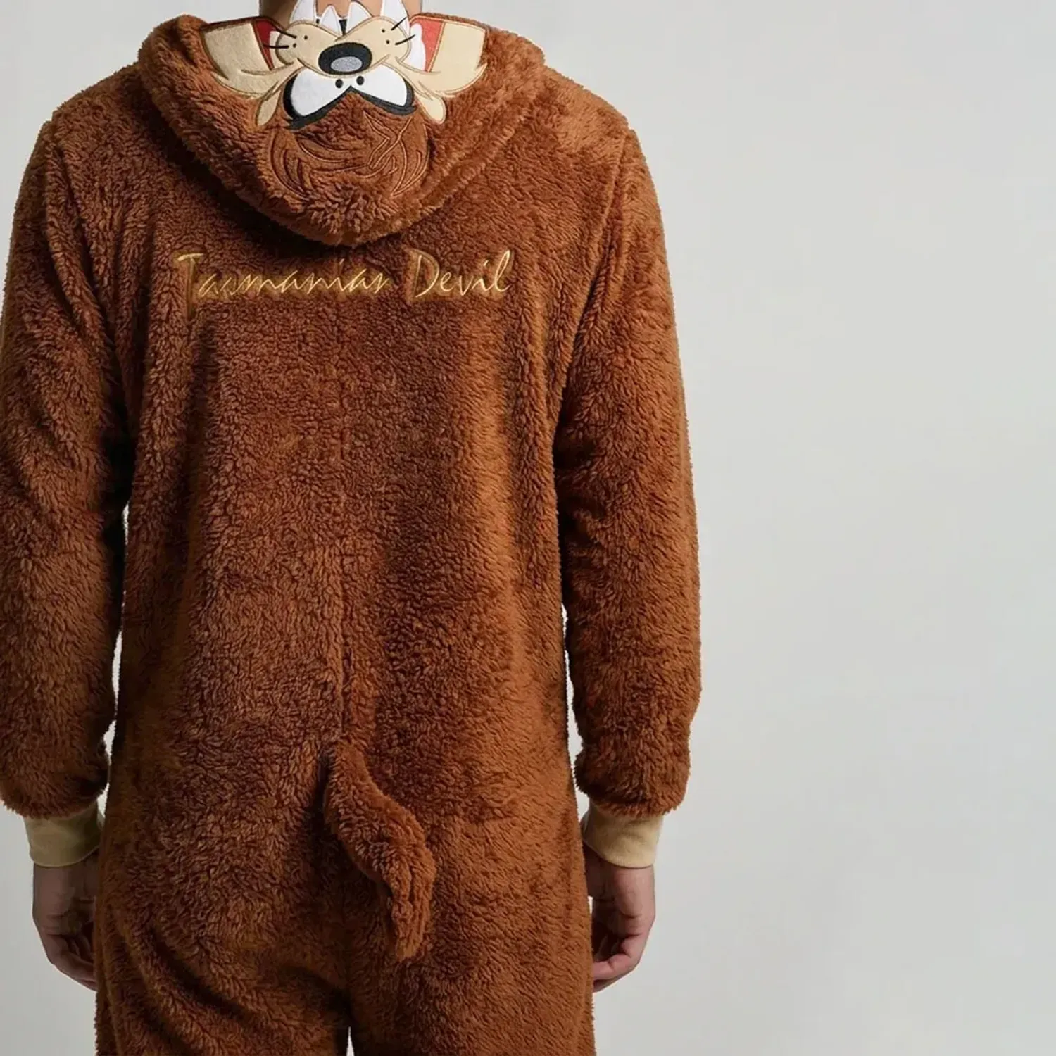 Pijama Kayser Unisex Juvenil Enterizo Coral Fleece color café | Platanitos