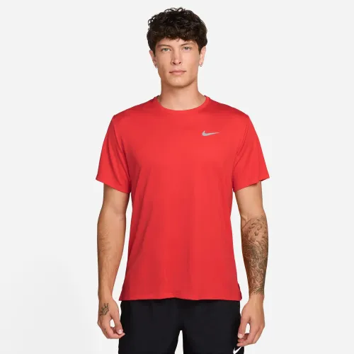 Nike Rojo de Hombre modelo Polo Running Hombre Dri-Fit Uv Miller rojos rojas roja hombre 2026020621401149439