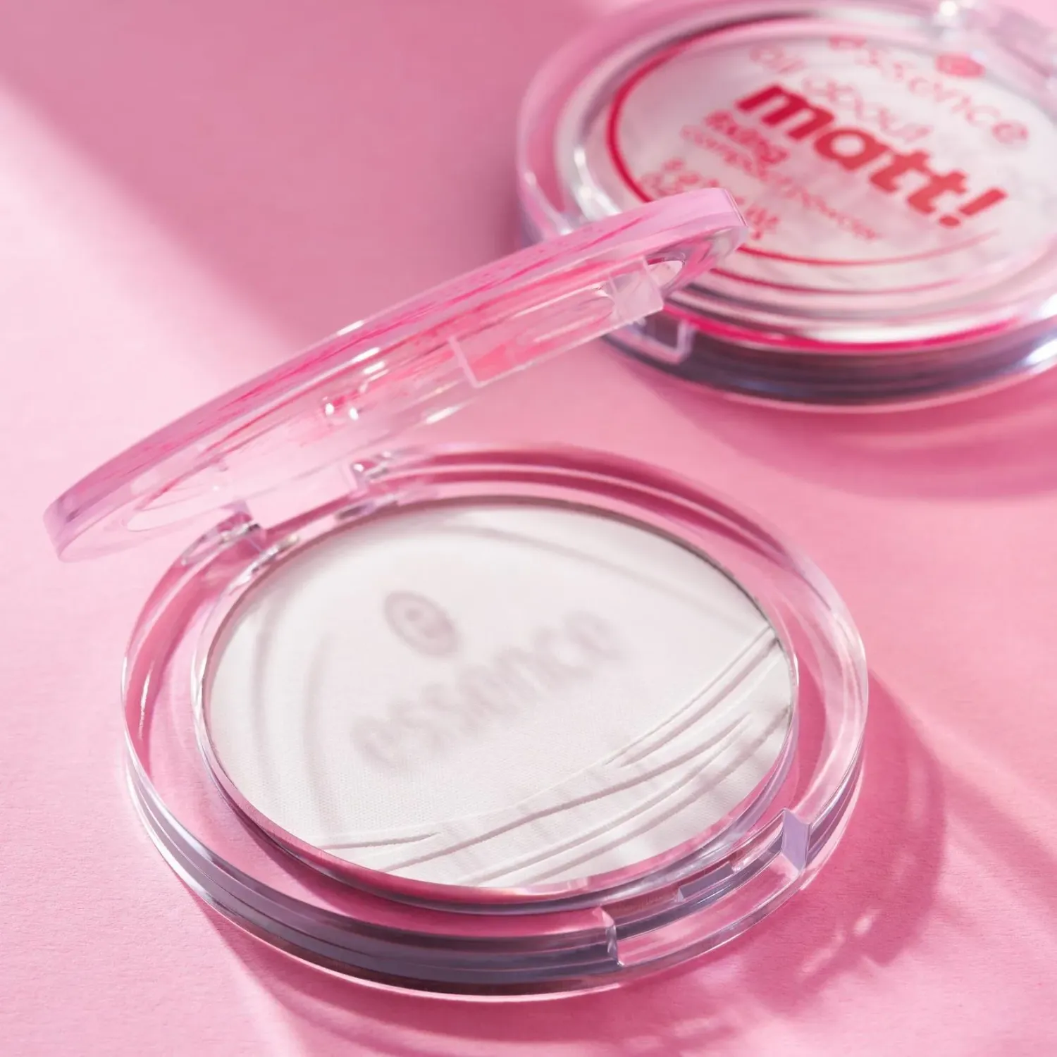 Polvo Essence Compacto All About Matt! color blanco | Platanitos