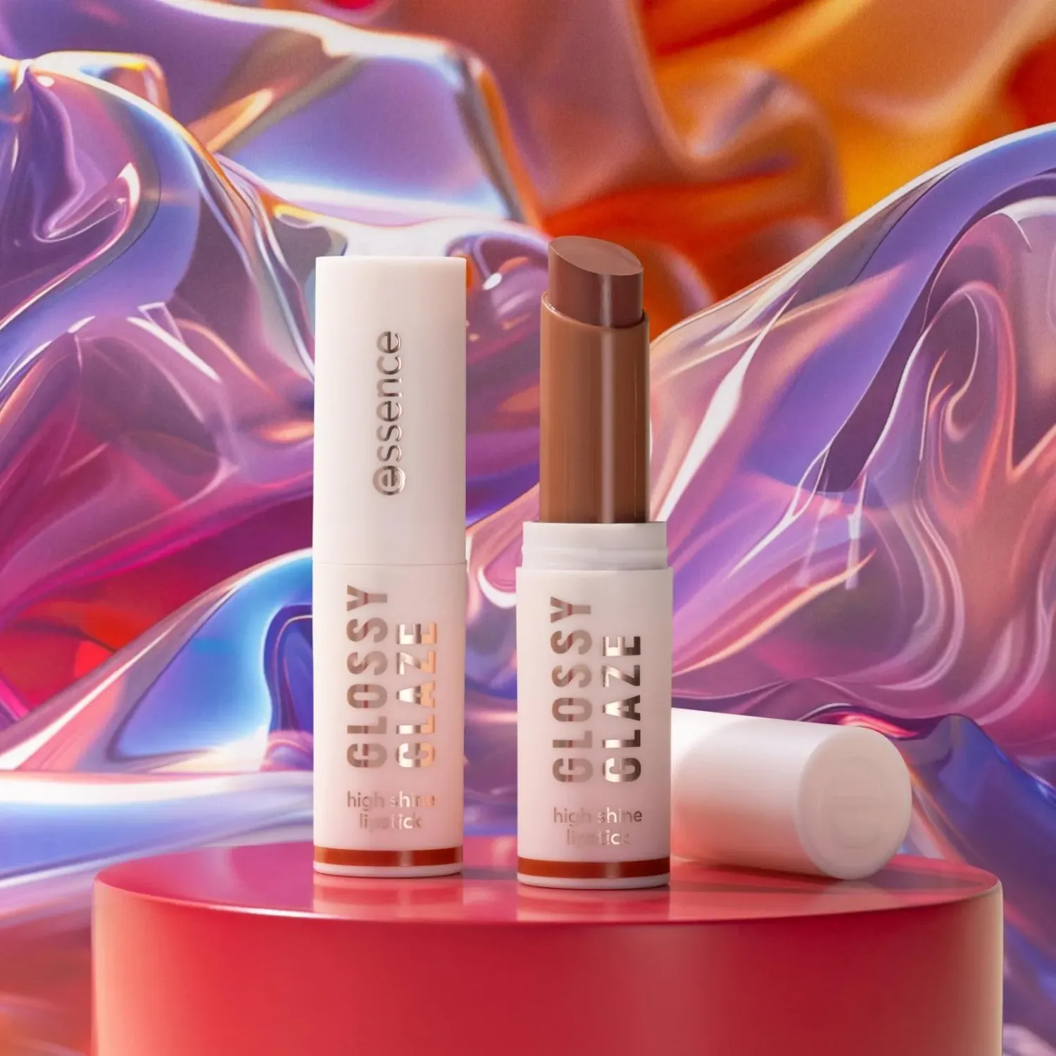 Labial Essence Brillante Glossy Glaze color livin la vida mocha | Platanitos