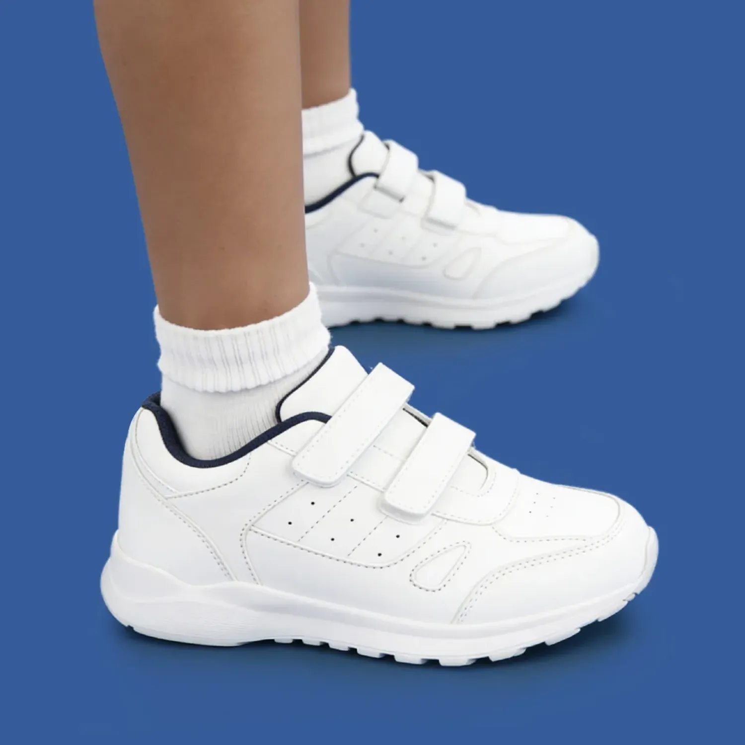 Zapatilla Impuls Escolar Unisex Delta08 color blanco | Platanitos