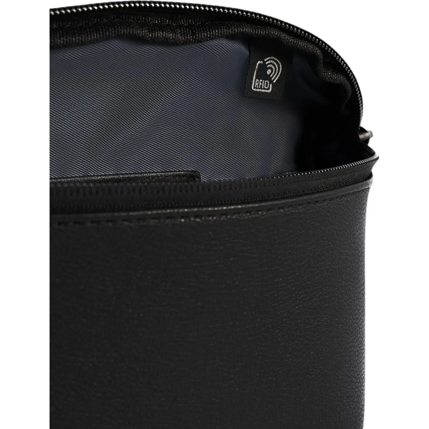 Canguro Crepier Hombre Woods Mediano color negro | Platanitos