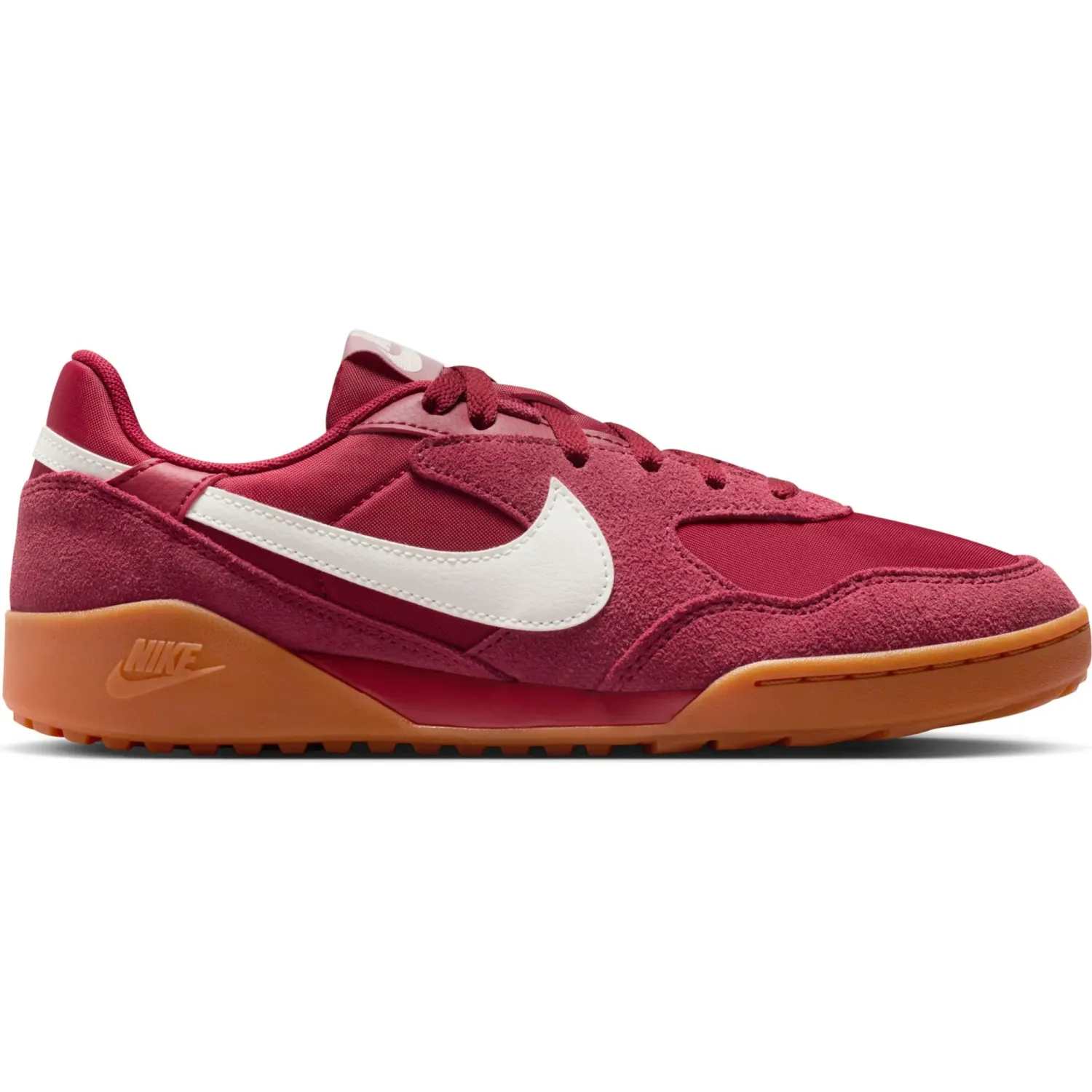 Zapatillas Nike Urbanas Mujer Terra Manta Suede color guinda | Platanitos