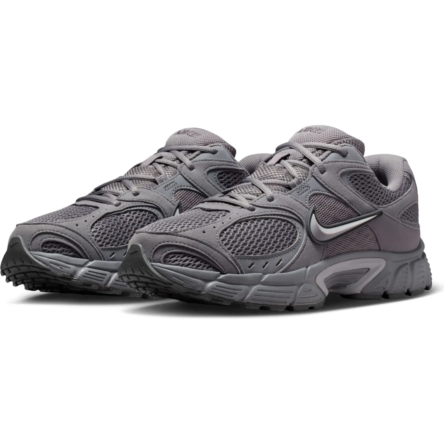 Zapatillas Nike Urbanas Hombre V5 Rnr Suede color gris | Platanitos