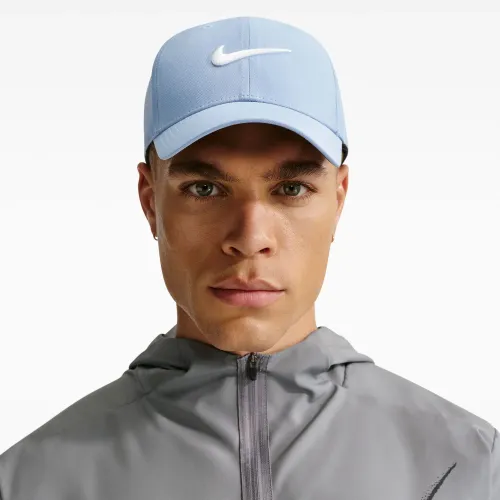 Nike Celeste de Hombre / Mujer modelo Gorra Training Unisex Dri-Fit Club Swoosh celestes hombre 2026030217313051273  