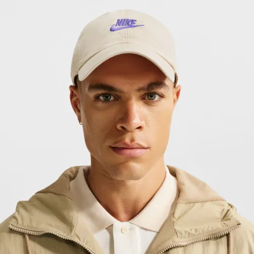 Nike Beige de Hombre / Mujer modelo Gorra Sin Estructura Unisex Futura Wash Club beiges hombre 2026030217313051282  