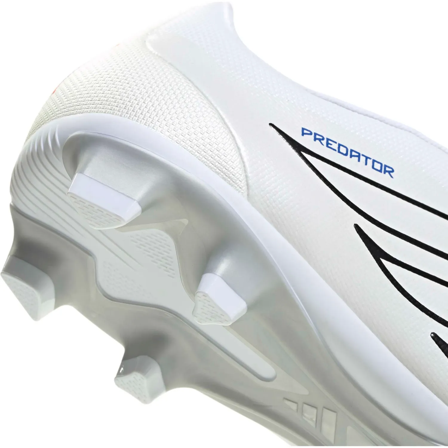 Zapatillas Adidas De Futbol Unisex Predator Club Ft Fg/Mg color blanco / azulino | Platanitos