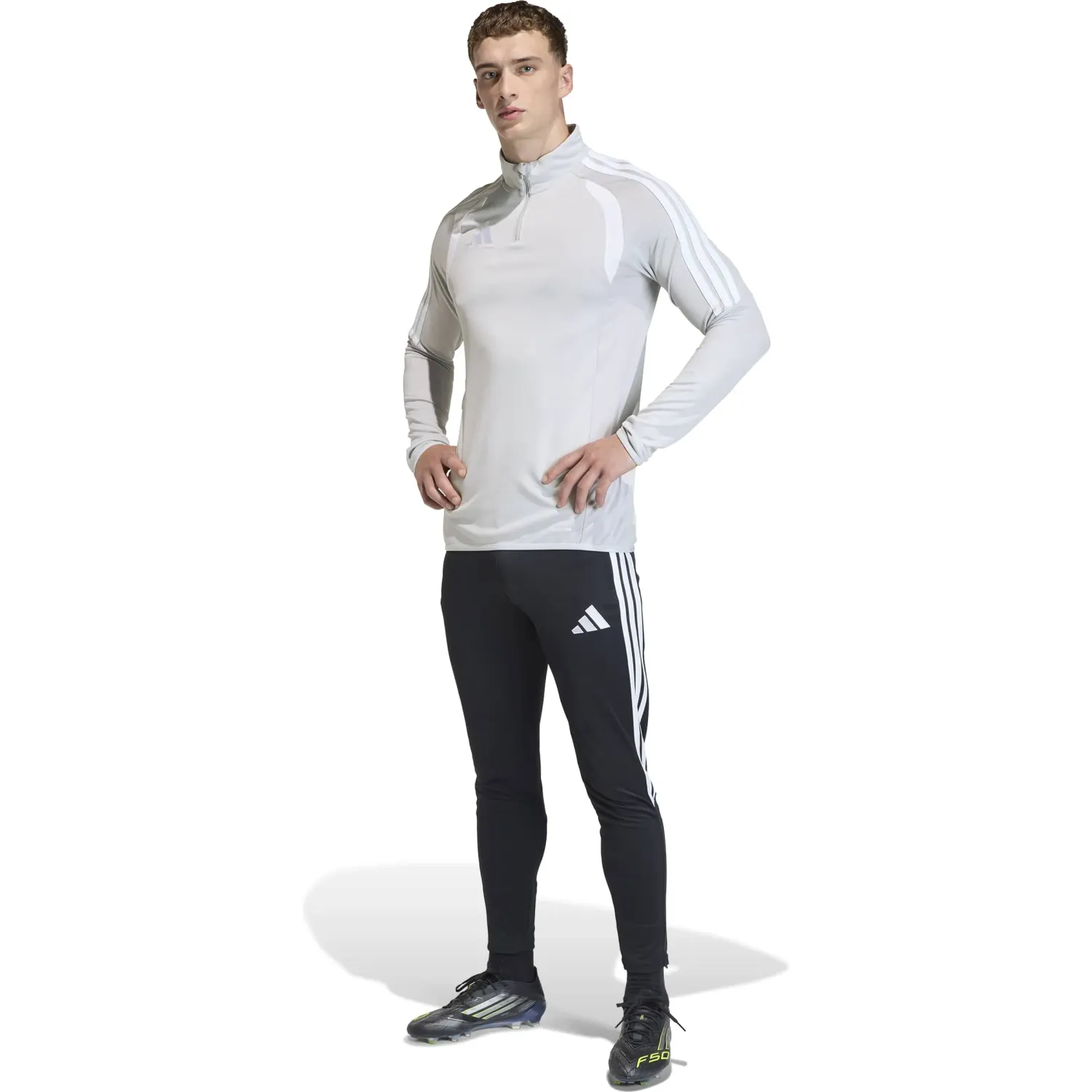 Polera Adidas Futbol Hombre Tiro26l Tr Top Climacool color gris / blanco | Platanitos
