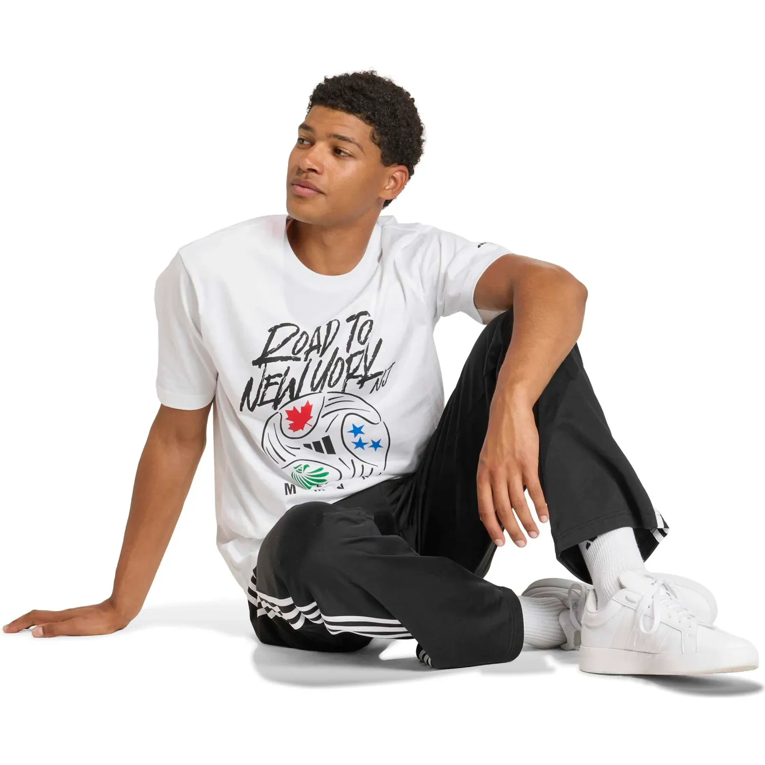 Polo Adidas Deportivo Hombre M Ftb Wc Ball T color blanco | Platanitos