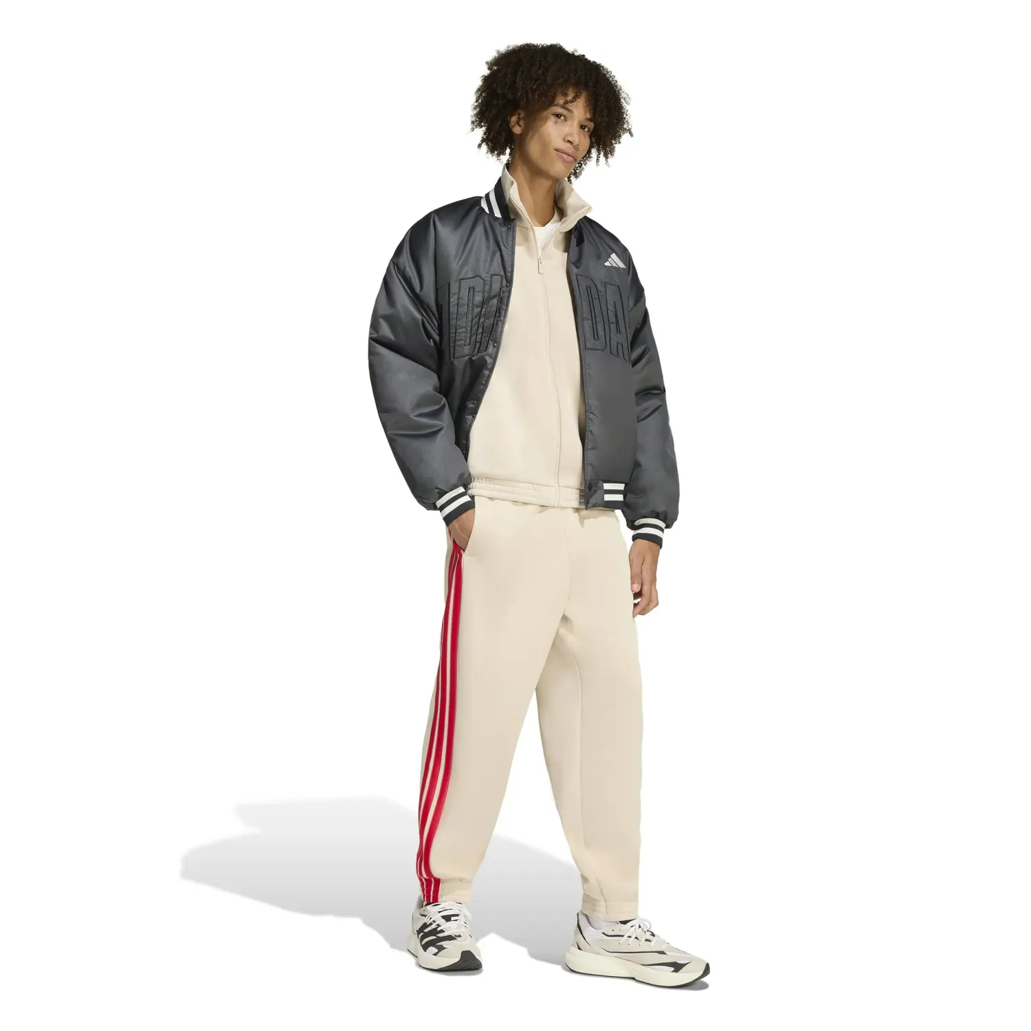 Casaca Adidas Deportiva Hombre M Stadium Tt color arena / beige | Platanitos