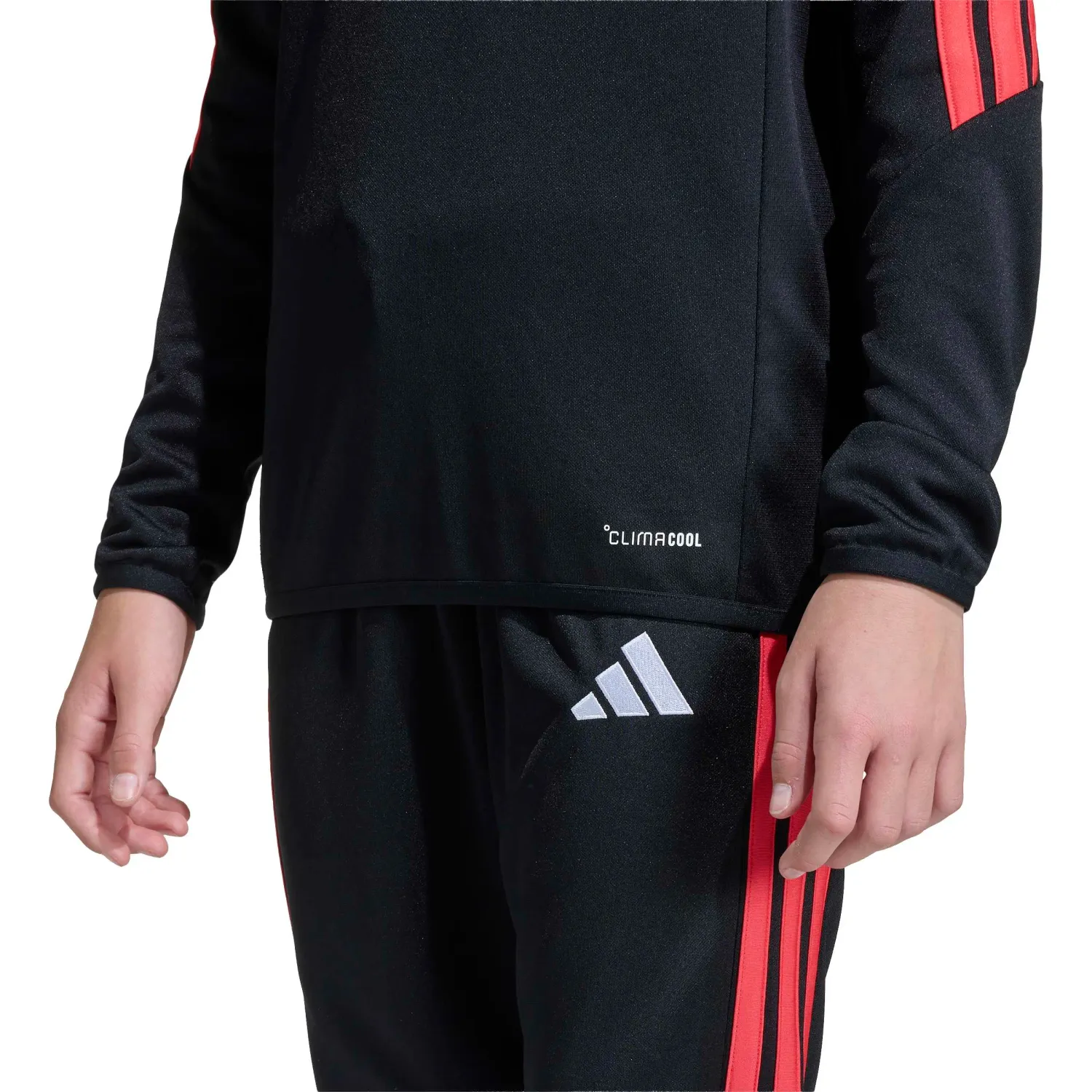 Polera Adidas Futbol Juvenil Tiro26l Tr Topy Climacool color negro / rojo | Platanitos
