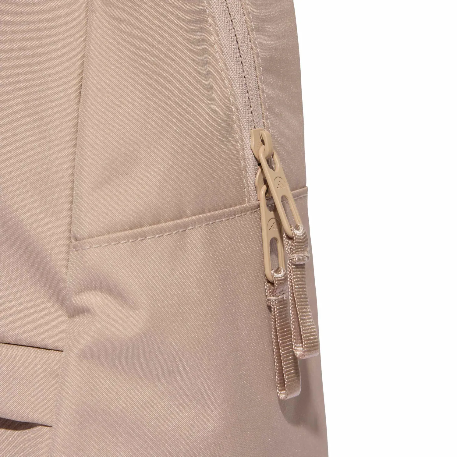 Mochila Adidas Training Mujer W L Ess Bp color taupe | Platanitos