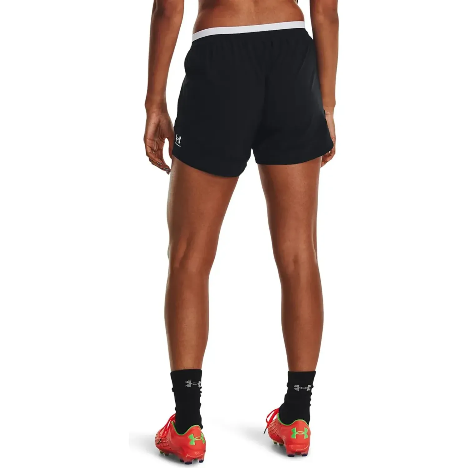 Short Under Armour Futbol Mujer Challenger Pro Short color negro | Platanitos