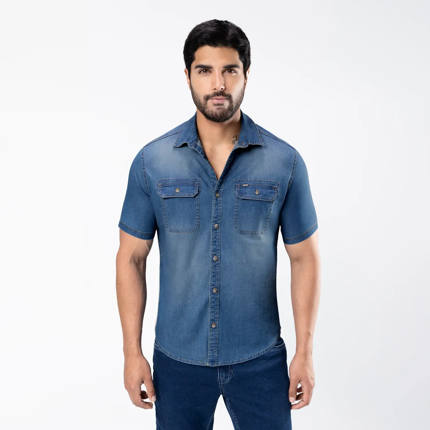 Camisa Kansas Manga Corta Hombre Farid Regular Fit color pepper | Platanitos