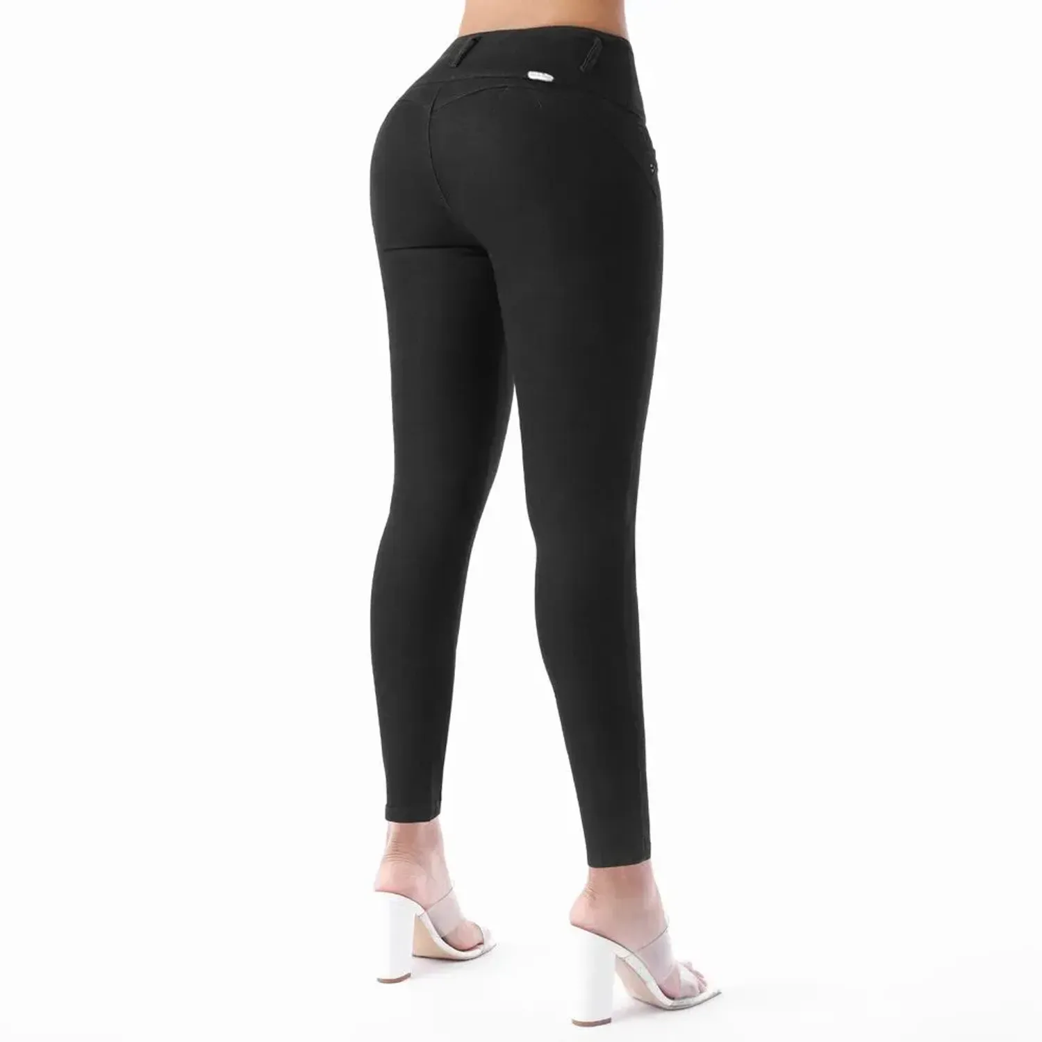 Jeans Kansas Mujer O11569 Cintura 3b Pitillo S/B color negro | Platanitos