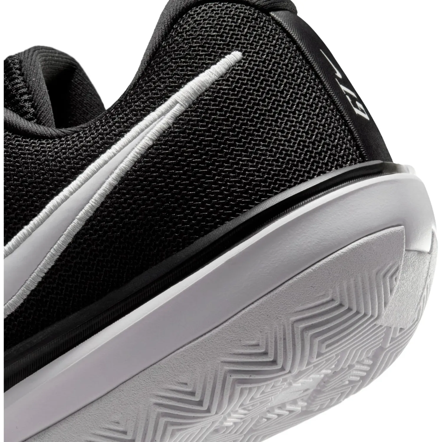 Nike Zapatillas Nike De Basquet Air Zoom G.T. Cut Academy 2 color negro | Platanitos