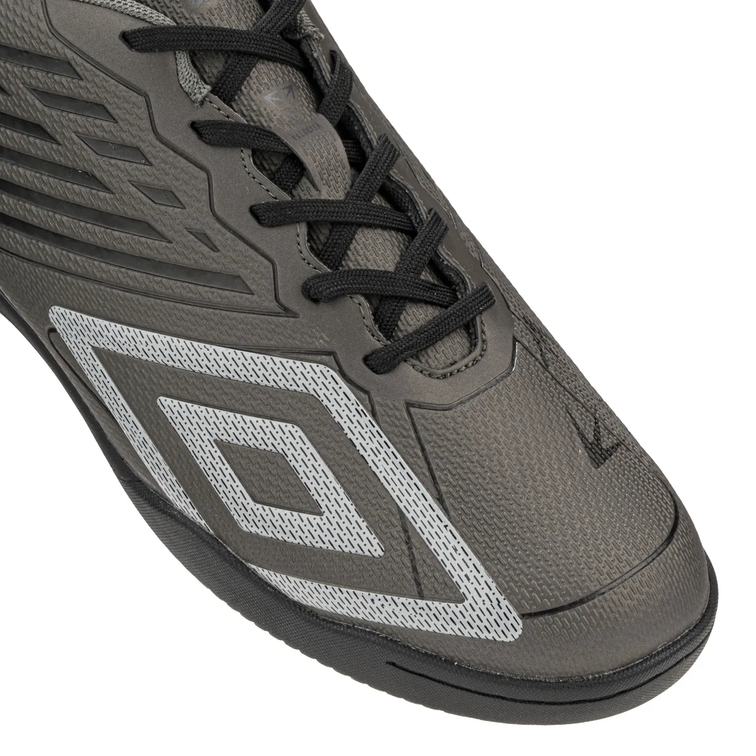 Umbro Zapatillas Umbro De Futbol Hombre Velocita Decima Squad Ic color negro / plomo | Platanitos