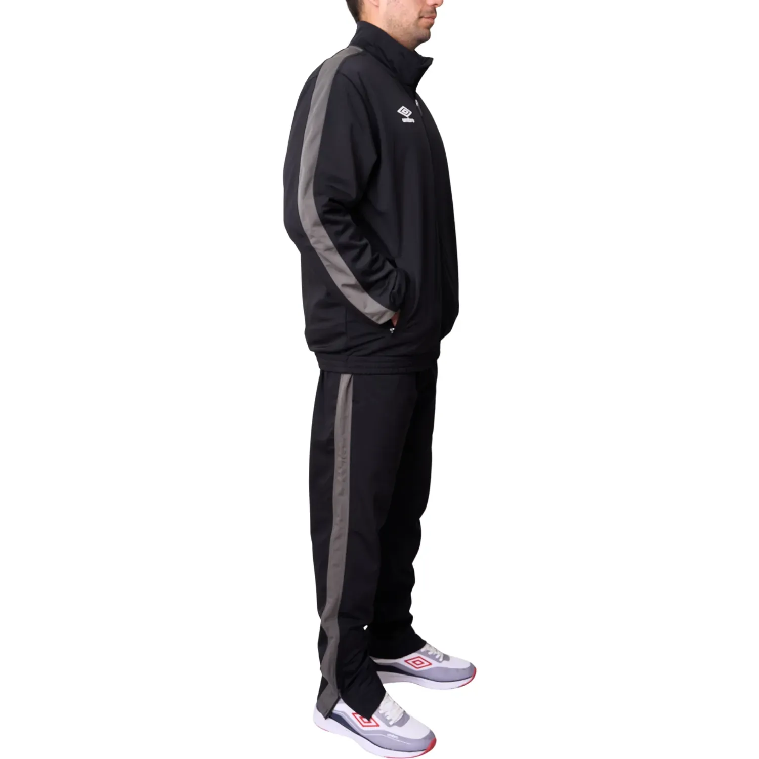 Conjunto Umbro Deportivo Hombre Knit Tracksuit color negro / gris | Platanitos