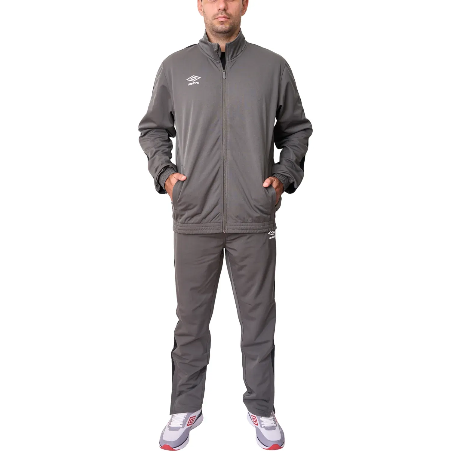 Conjunto Umbro Deportivo Hombre Knit Tracksuit color gris / negro | Platanitos