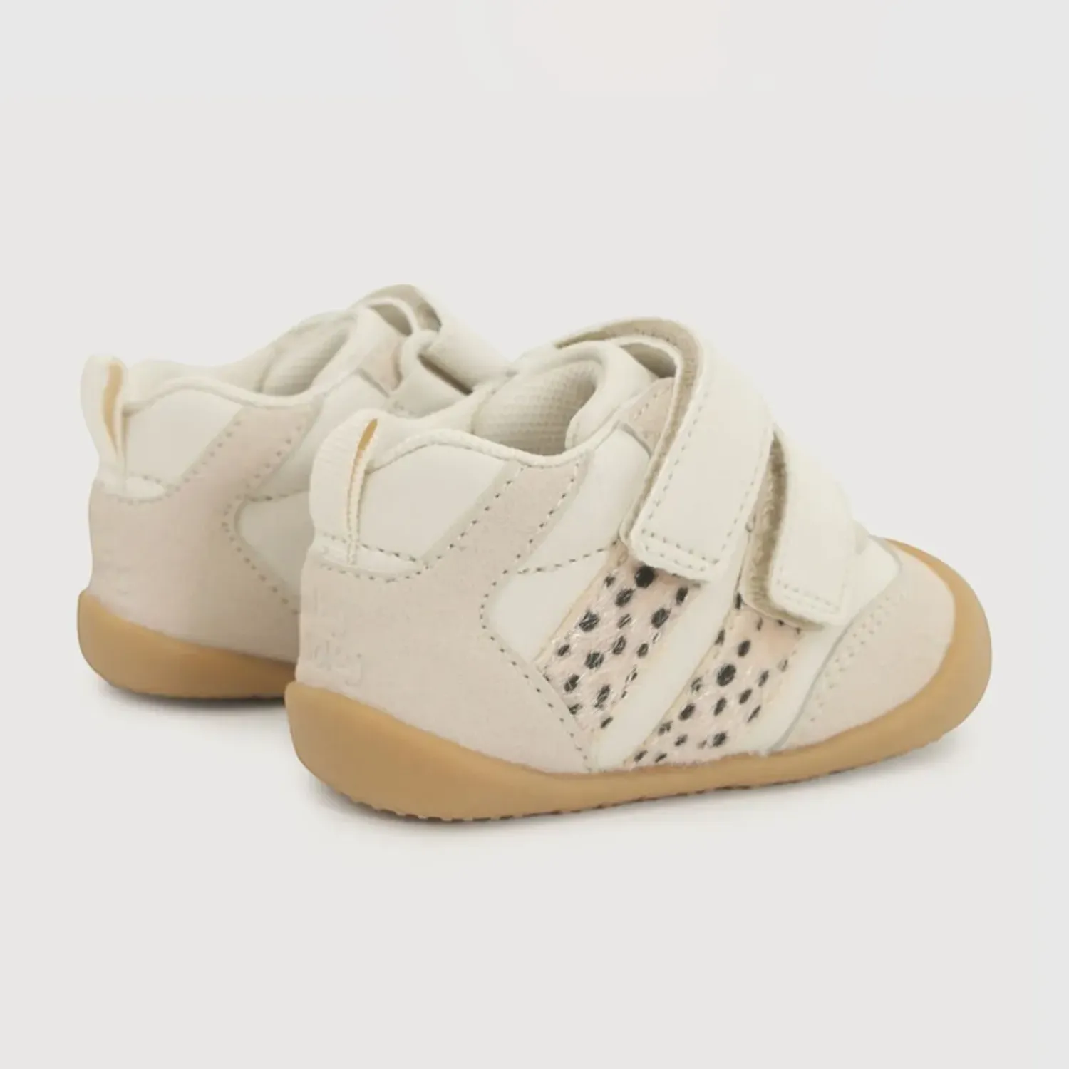 Zapatilla Colloky Niña Gg 27040266i26 color beige | Platanitos