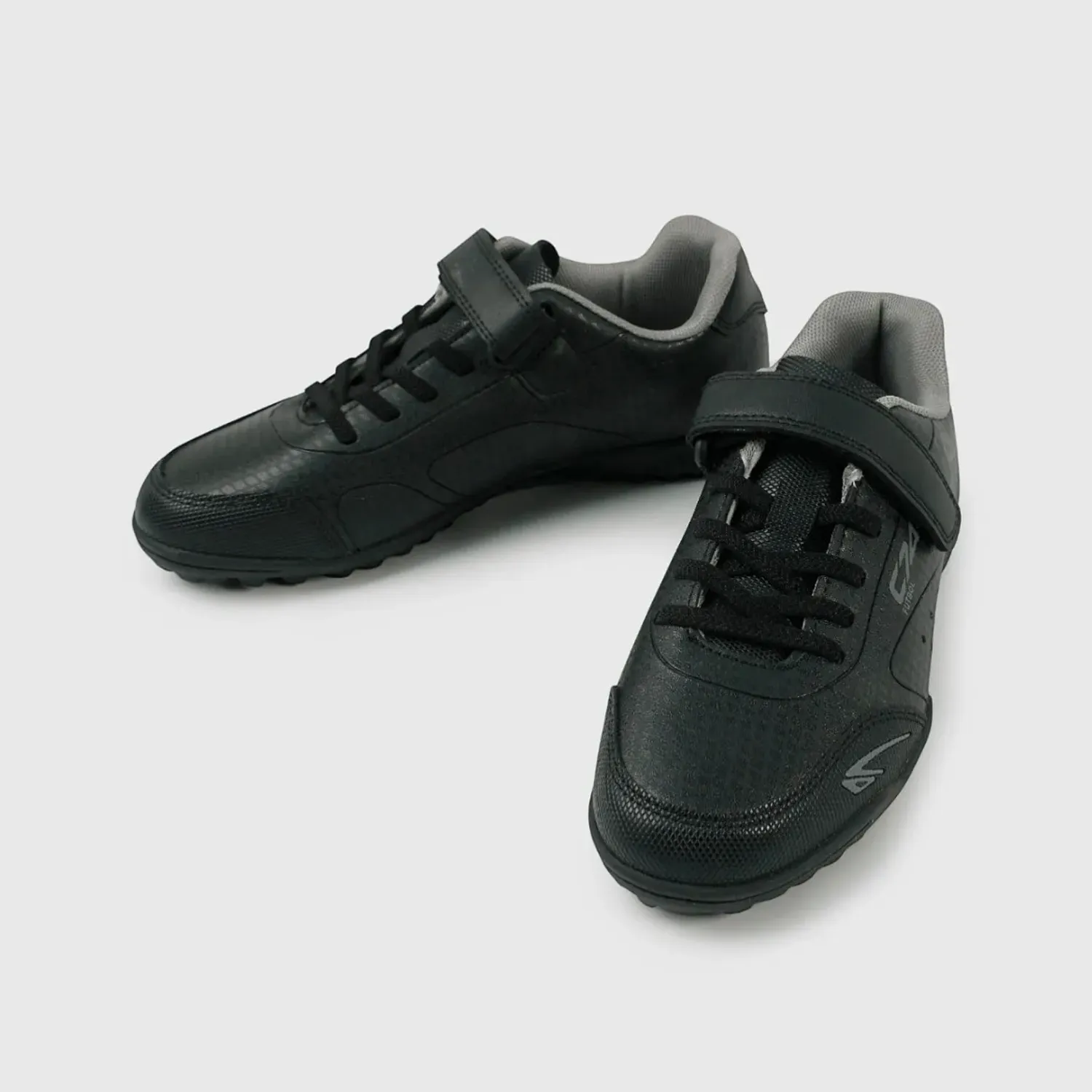 Colloky Zapatillas Colloky De Futbol Niños Kunix 58650201i25 color negro / gris | Platanitos