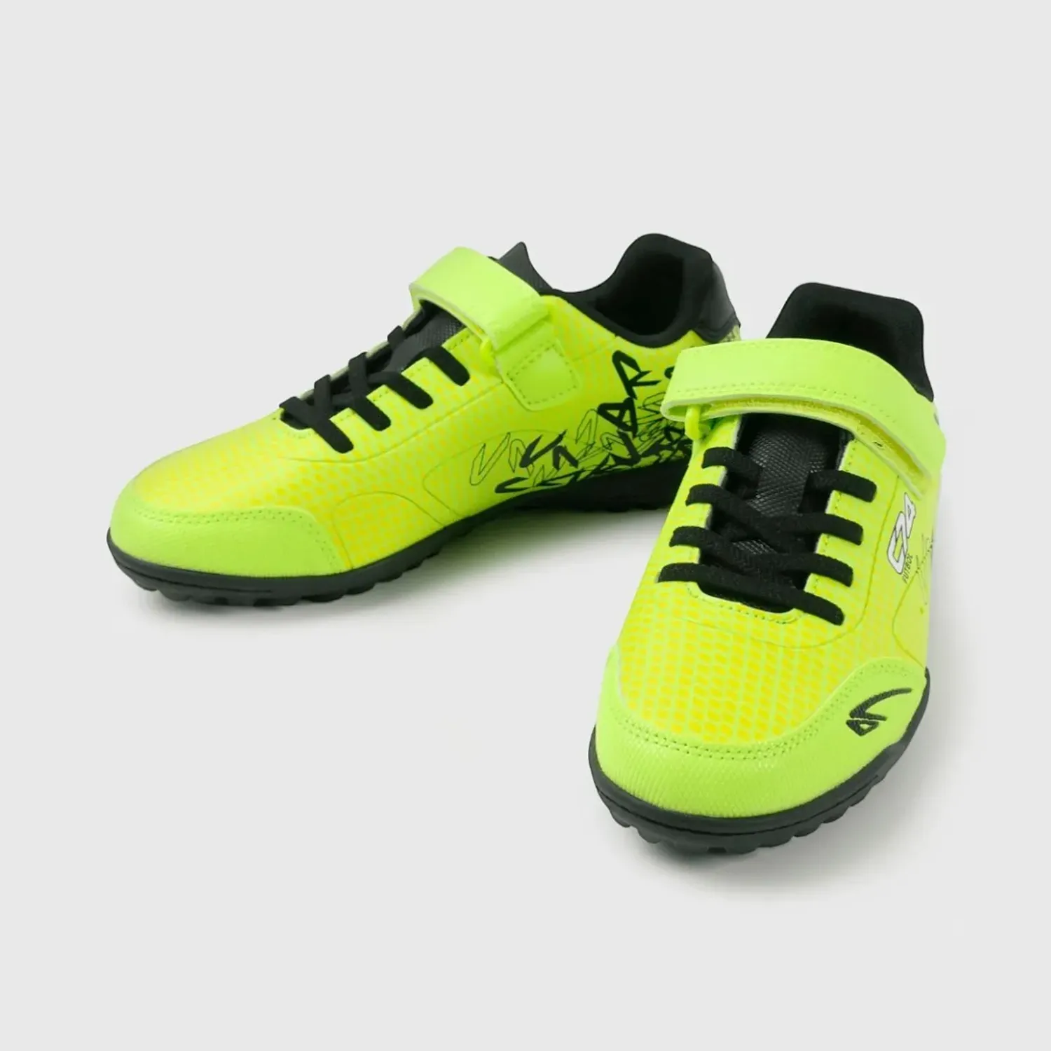 Zapatillas Colloky De Futbol Niños Kunix 58650270i25 color amarillo neon / negro | Platanitos