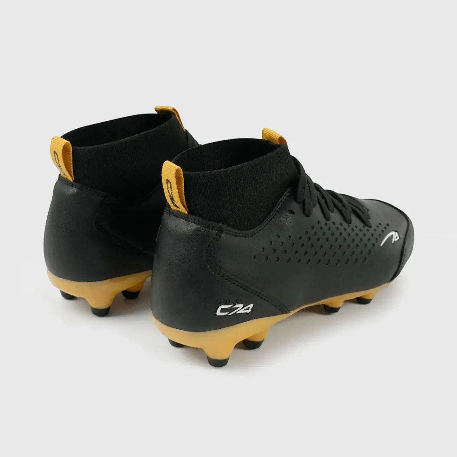 Zapatillas Colloky De Futbol Niños Kunix 58610201i25 color negro / dorado | Platanitos