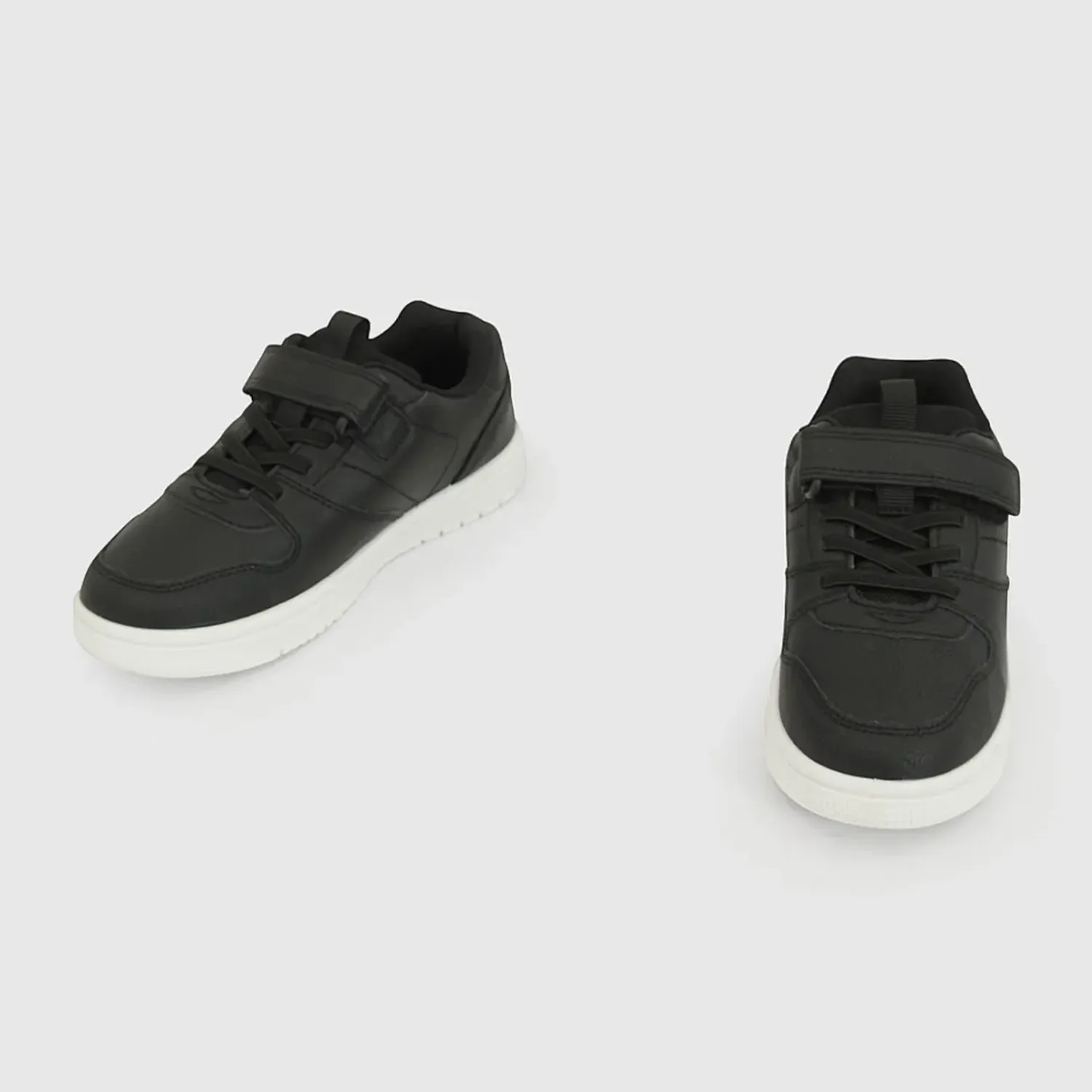 Zapatilla Colloky Niño Kb 57070201i26 color negro / blanco | Platanitos