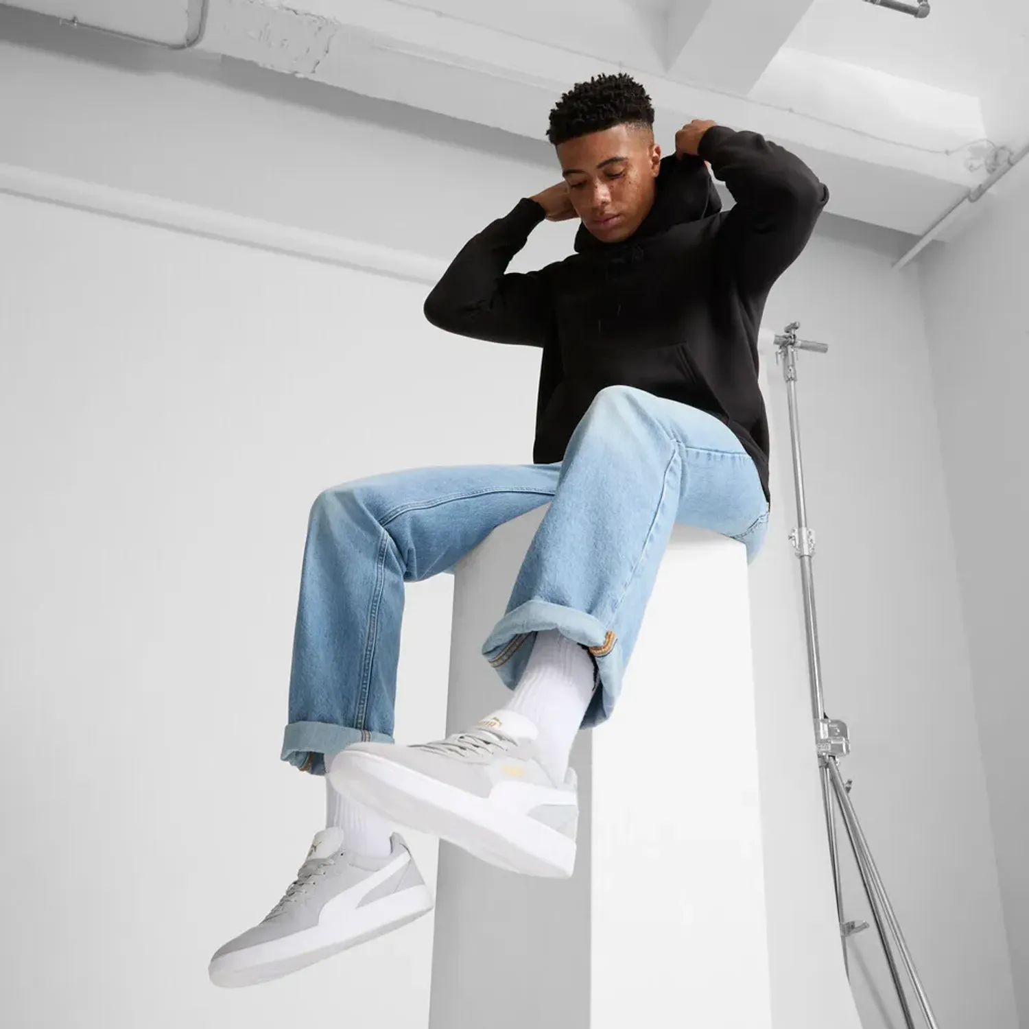 Zapatillas Puma Urbanas Hombre Astro Play color gris | Platanitos