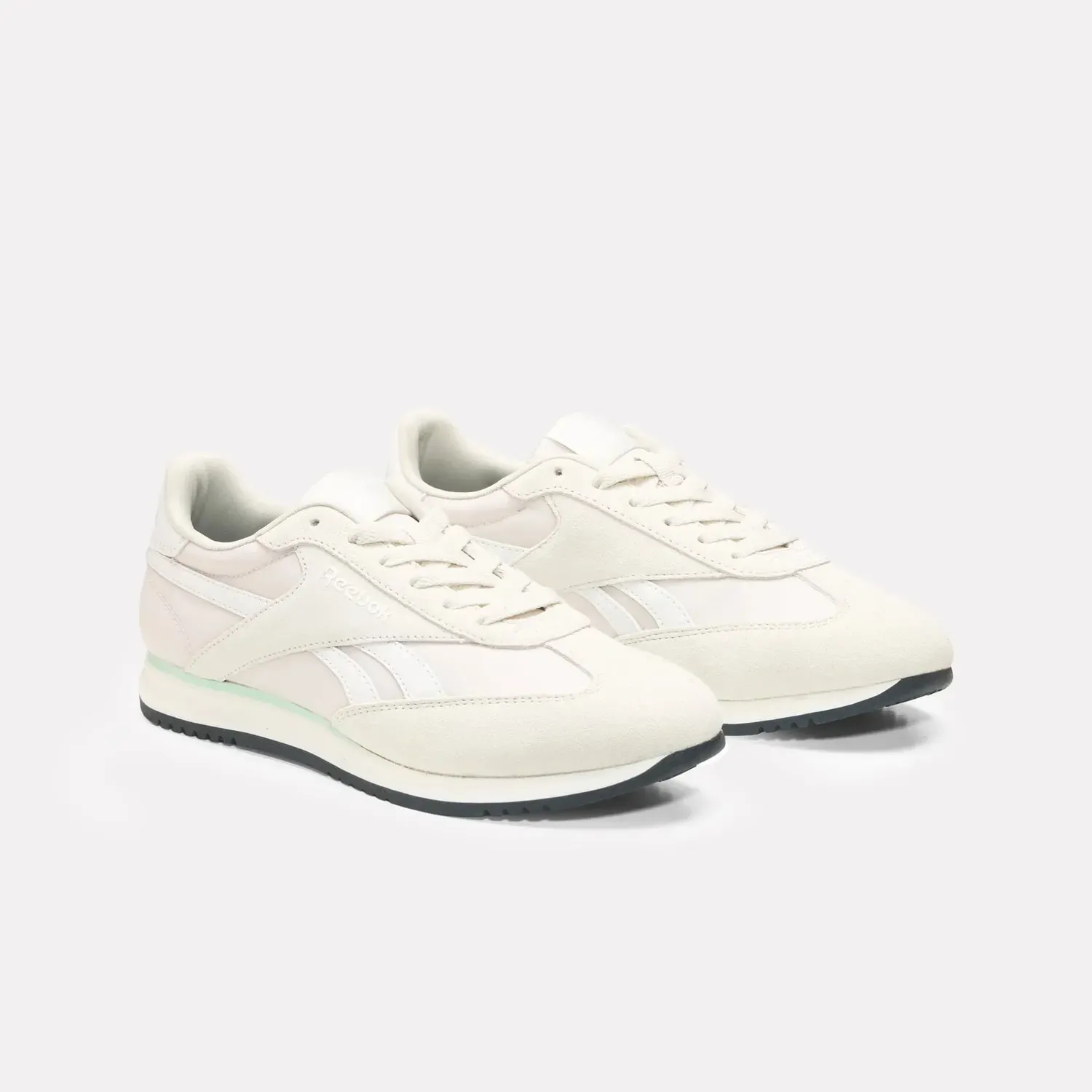 Zapatillas Reebok Urbanas Mujer World 70 color beige | Platanitos