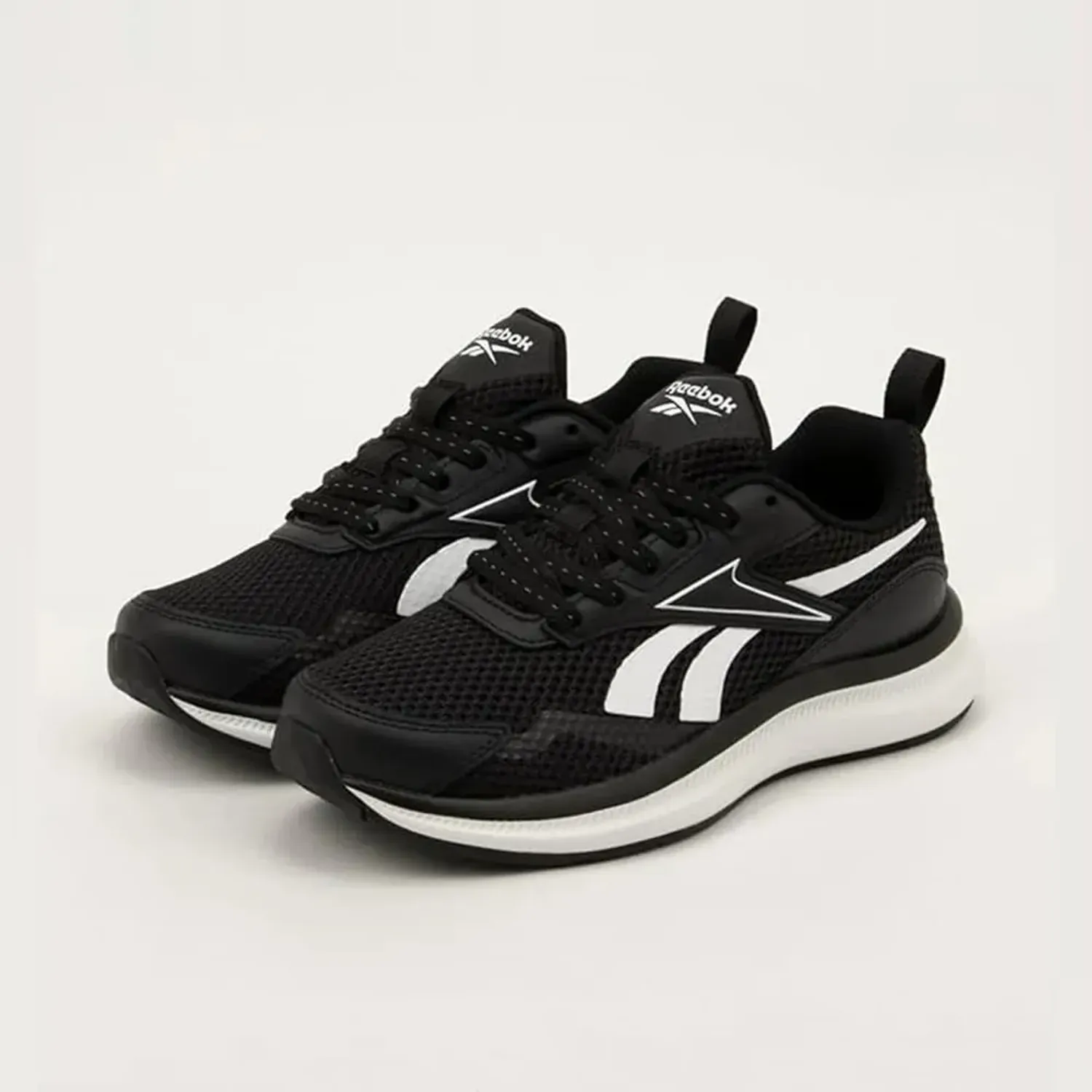 Zapatillas Reebok Running Mujer Mundo color negro | Platanitos