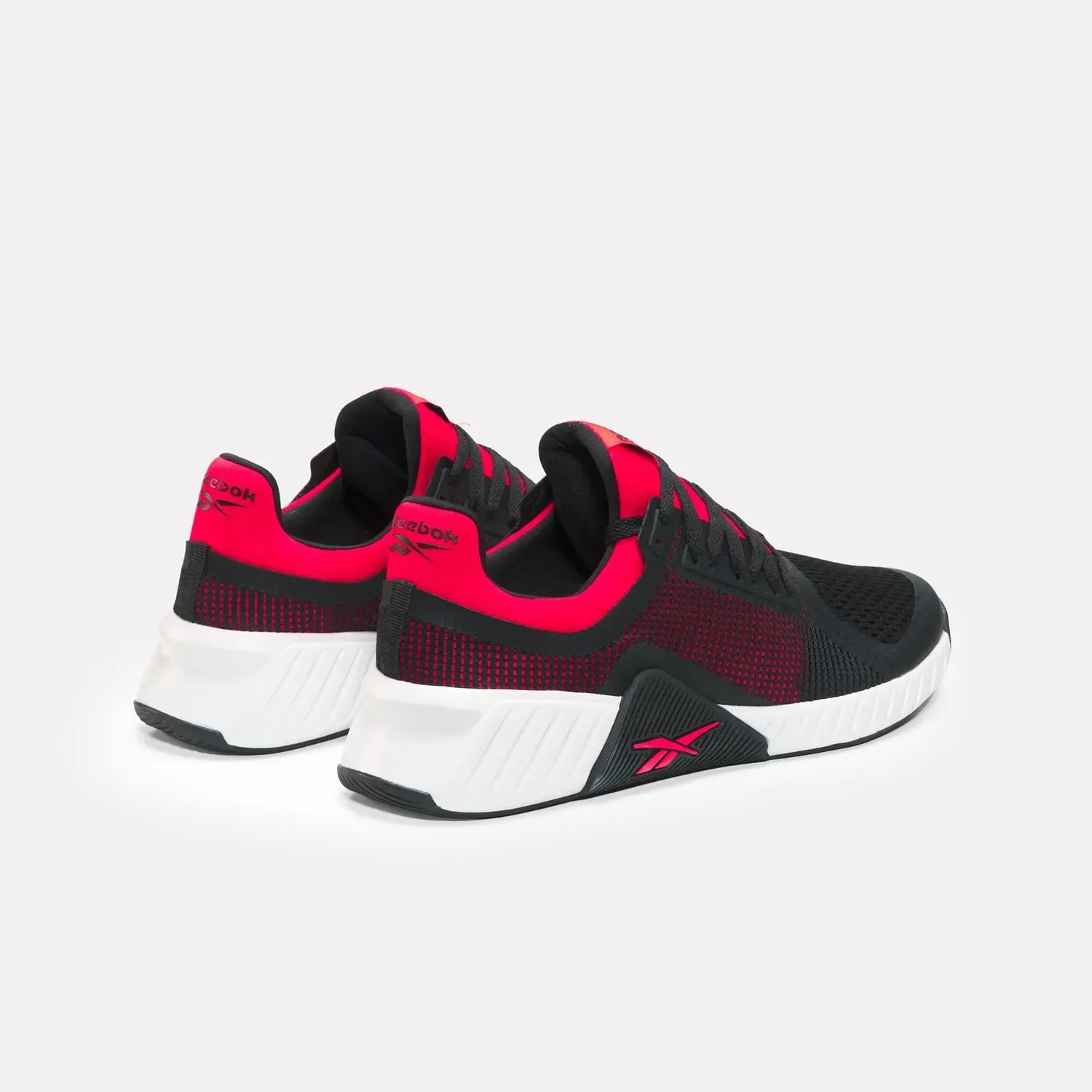 Zapatillas Reebok Training Hombre Flip Charge color rojo | Platanitos