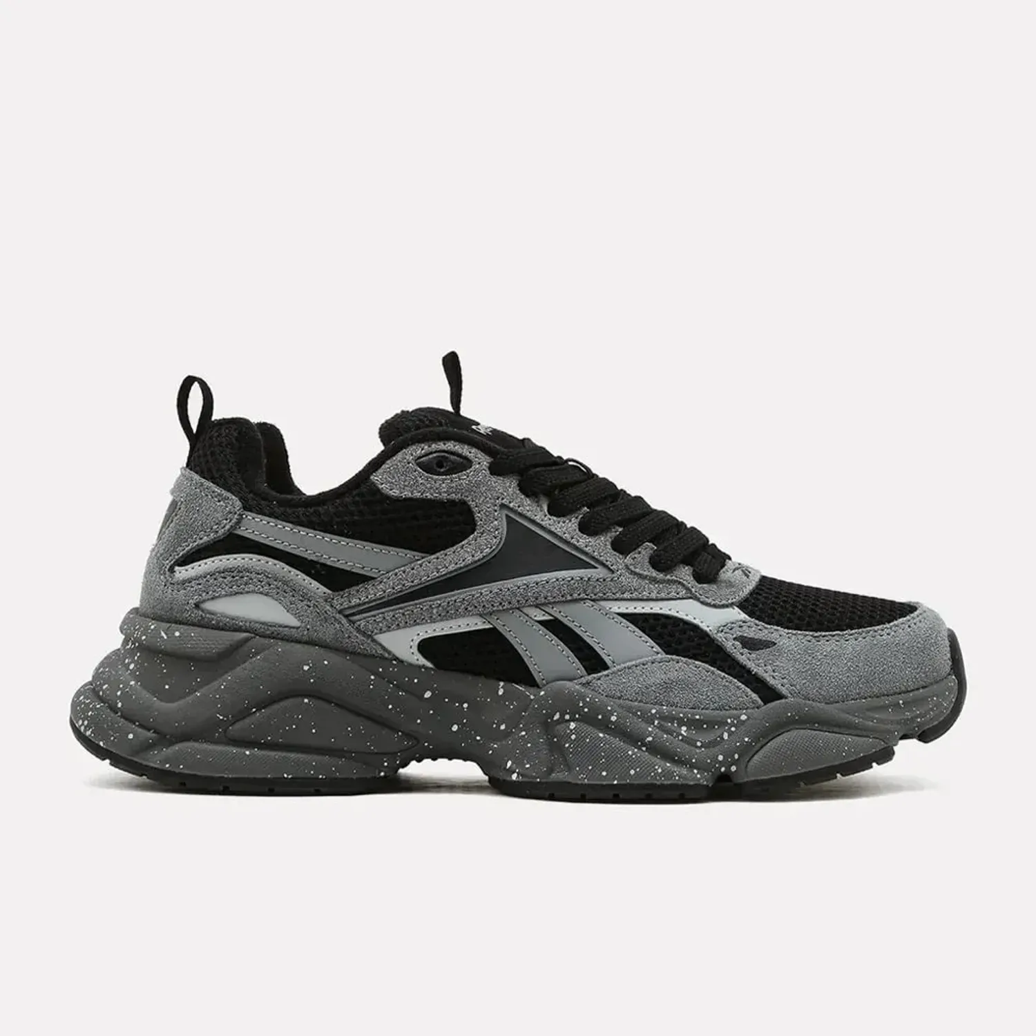 Zapatillas Reebok Urbanas Hombre Charge Run color negro | Platanitos