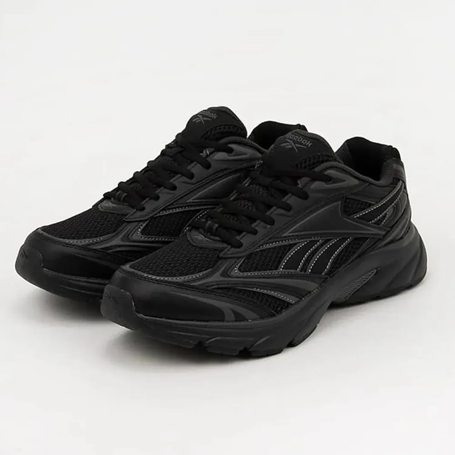 Zapatillas Reebok Urbanas Hombre Belwave color negro | Platanitos