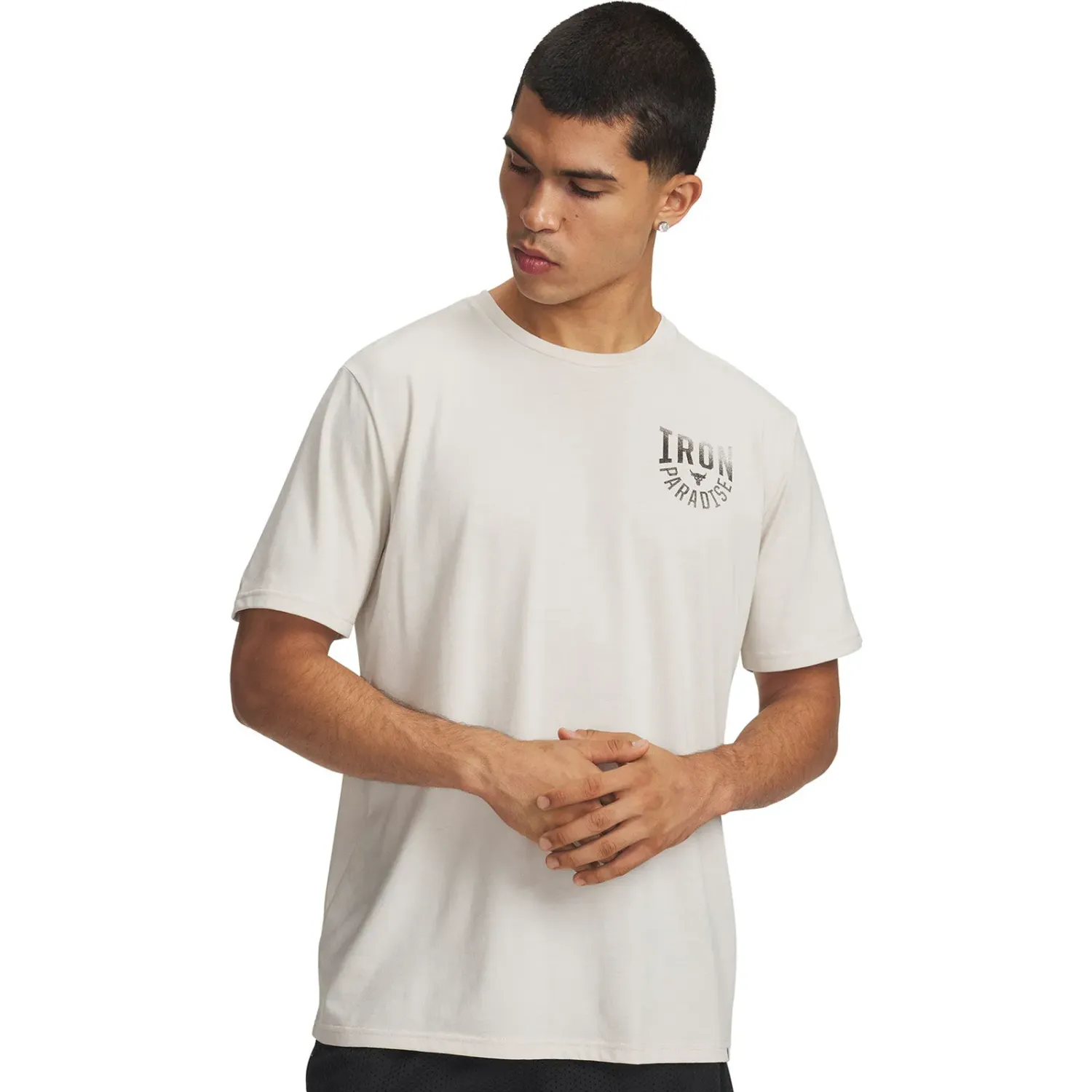 Polo Under Armour Urbano Hombre Project Rock Iron Paradise color blanco | Platanitos