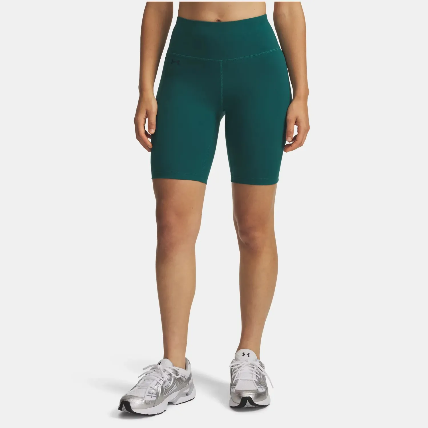 Short Under Armour Biker Training Mujer Motion color verde | Platanitos