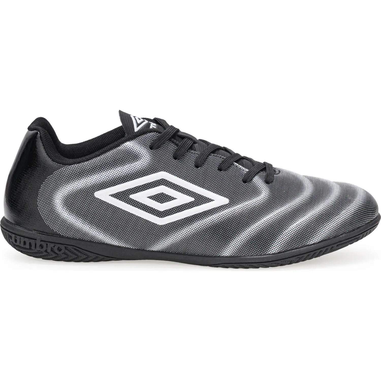 Zapatillas Umbro De Futbol Hombre Umbro Toccare V Ic color negro / blanco | Platanitos