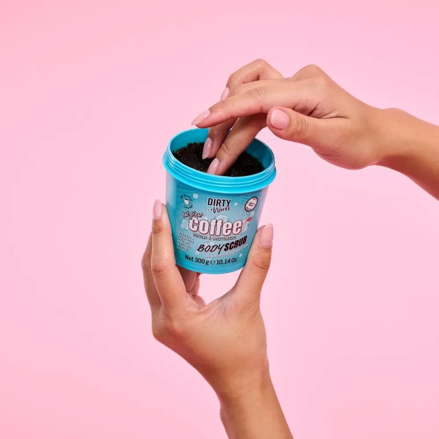 Dw Dirty Works 5 Oils Coffee Body Scrub 300g color marrón | Platanitos