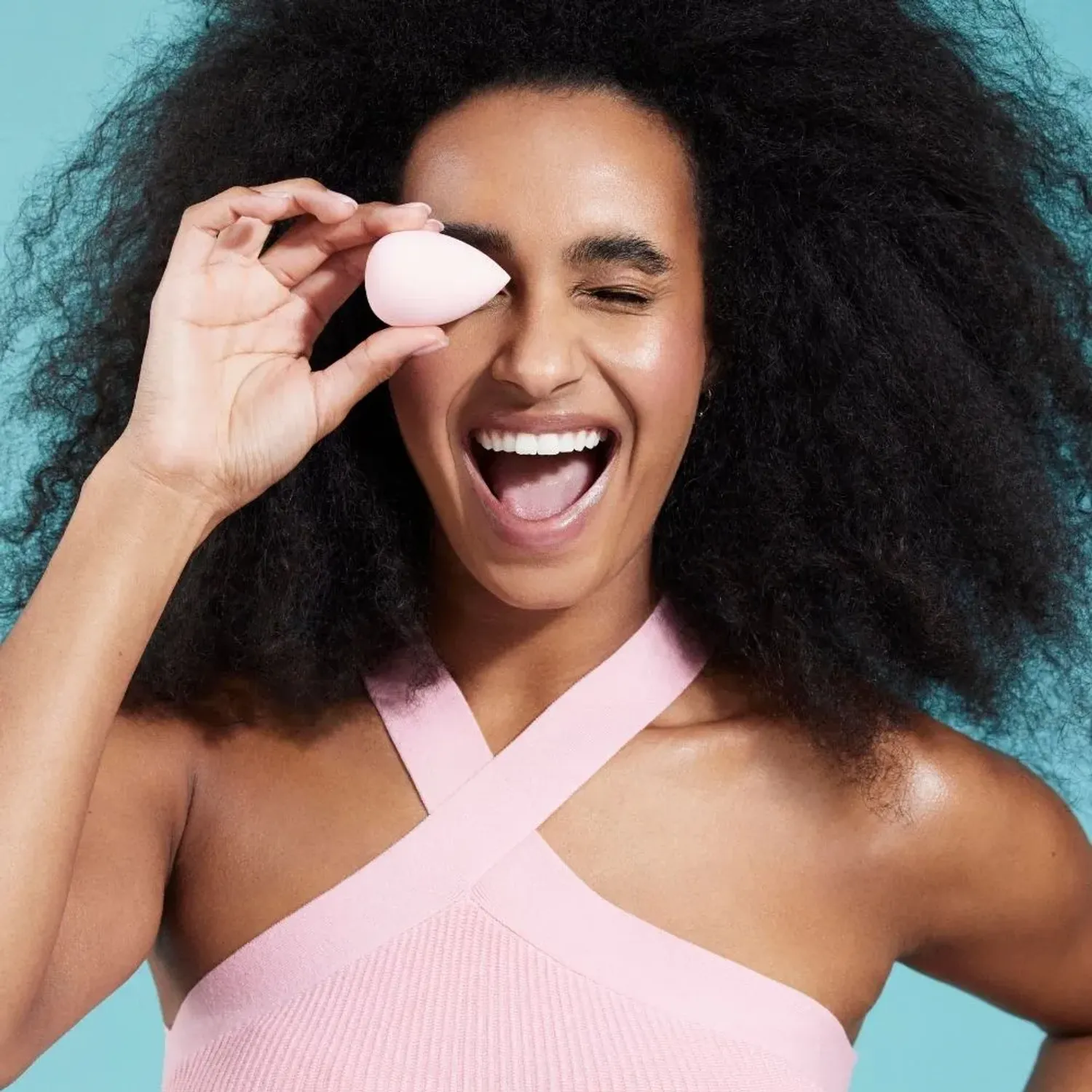 Truyu Truyu Sponge Professional Foundation 10-1511 color rosa | Platanitos